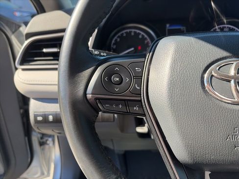 Used 2023 Toyota Camry SE image 17