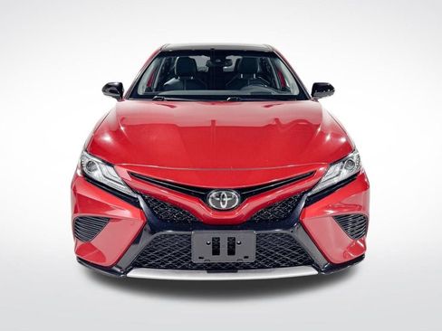 Used 2019 Toyota Camry XSE image 11