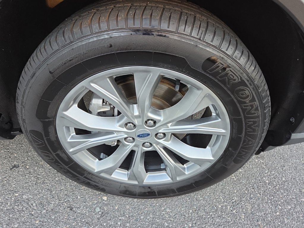 Used 2024 Ford Explorer Limited RWD image 10