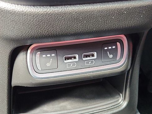 Used 2024 Alfa Romeo Stelvio Veloce image 11