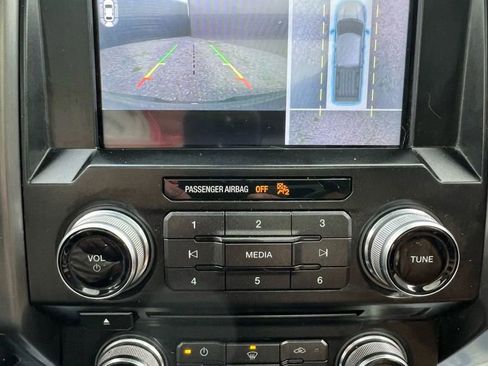 Used 2016 Ford F150 Limited w/ Trailer Tow Package image 19