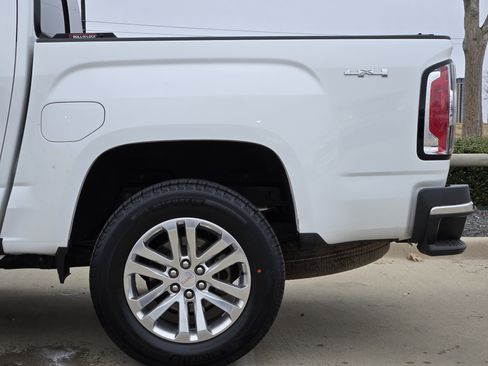 Used 2018 GMC Canyon SLT w/ Trailering Package image 13