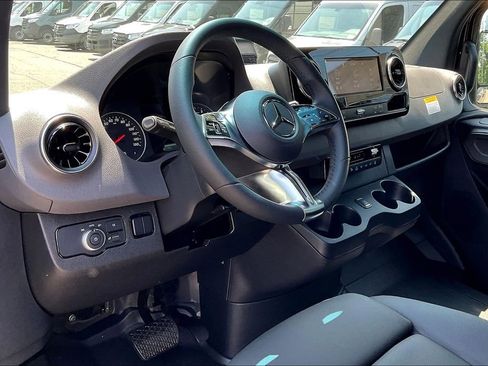 New 2025 Mercedes-Benz Sprinter 3500 image 5