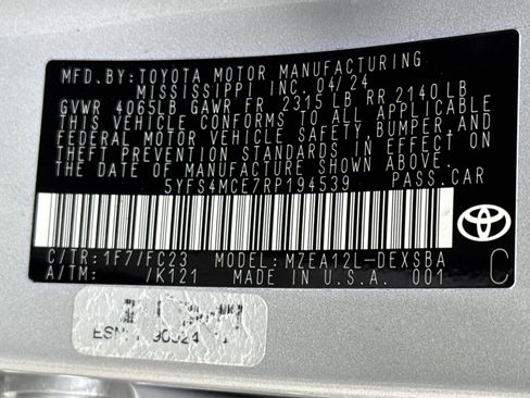 Used 2024 Toyota Corolla SE image 32