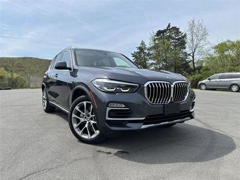 Used 2019 BMW X5 xDrive40i w/ Premium Package 2 image 3