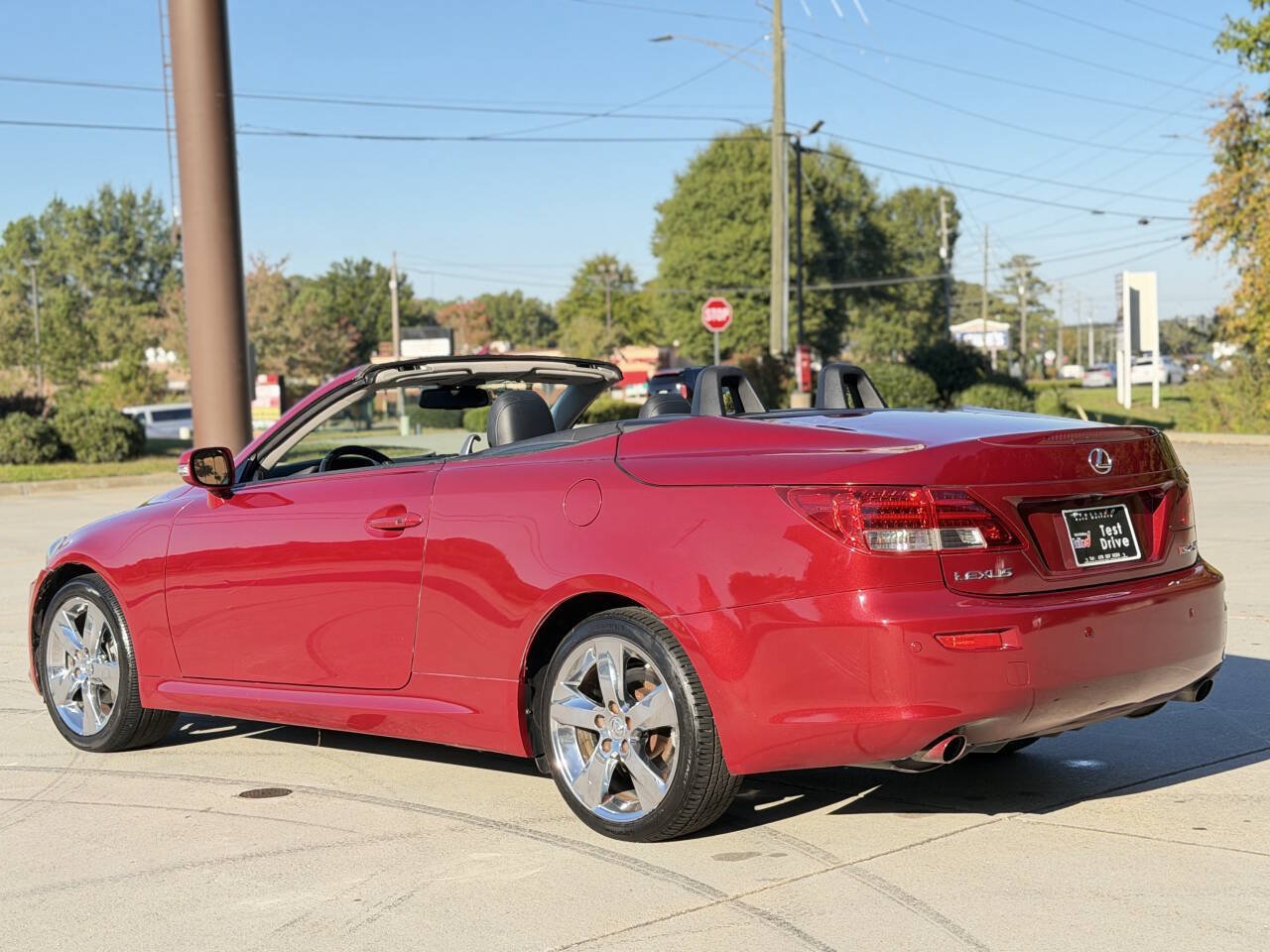 Used 2010 Lexus IS 250C w/ Luxury Pkg RWD image 21