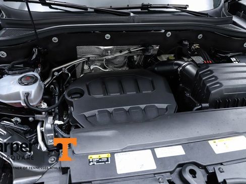 Used 2025 Volkswagen Atlas SEL AWD/4WD image 28