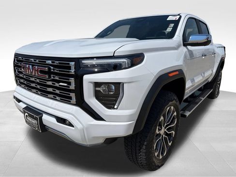 New 2026 GMC Canyon Denali AWD/4WD image 4