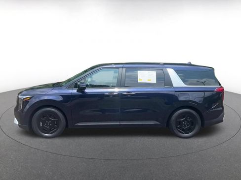 Used 2026 Kia Carnival FWD image 7