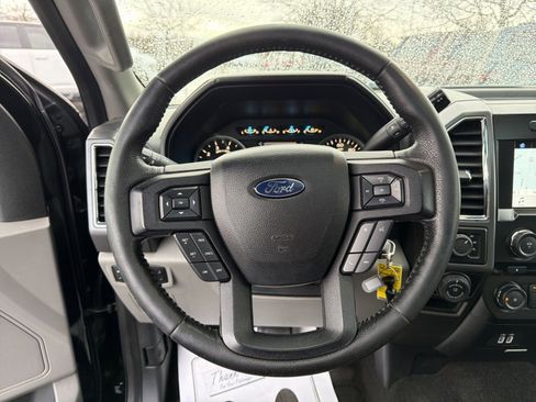 Used 2016 Ford F150 XLT w/ Equipment Group 302A Luxury image 21