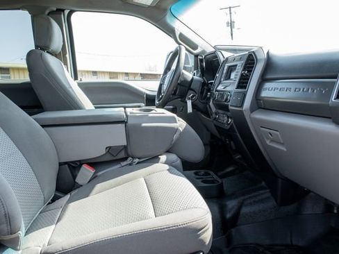 Used 2019 Ford F550 4x4 SuperCab Super Duty image 19