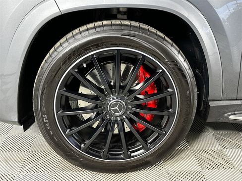 Certified 2024 Mercedes-Benz GLS 63 AMG 4MATIC w/ Warmth & Comfort Package image 33