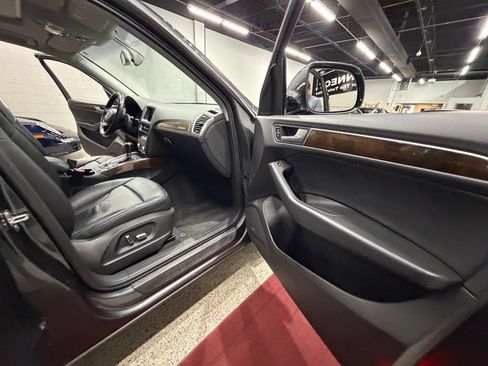 Used 2017 Audi Q5 2.0T Premium w/ Audi MMI Navigation Plus AWD/4WD image 27