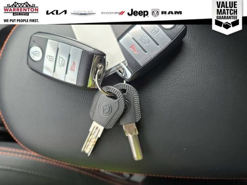 Used 2019 Kia Soul ! FWD image 11