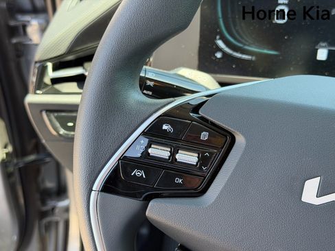 New 2026 Kia Niro LX FWD image 14