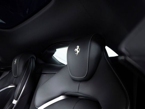 Used 2025 Ferrari Purosangue AWD/4WD image 48