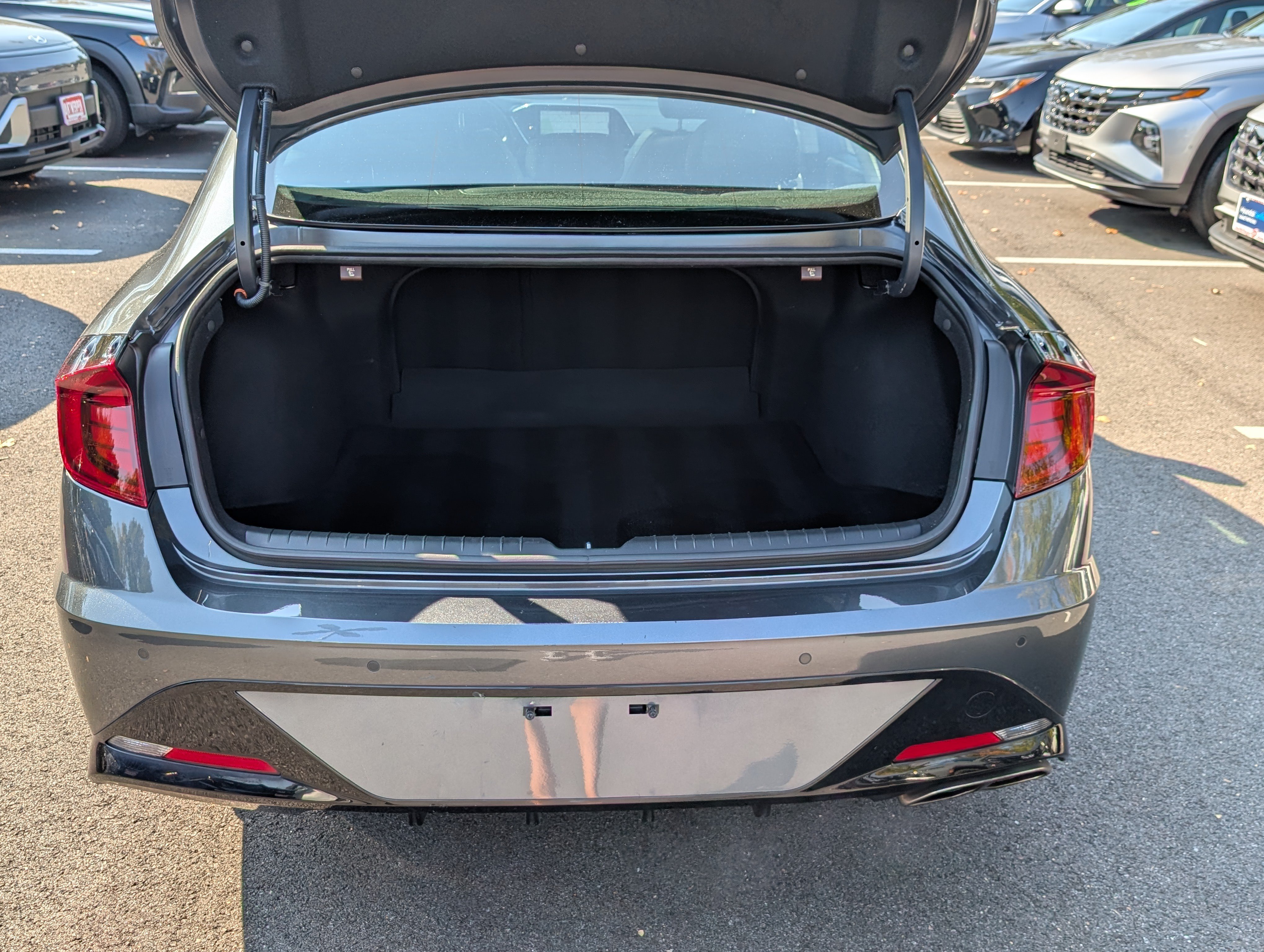Used 2022 Hyundai Sonata Limited FWD image 10