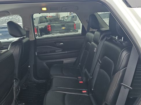 Used 2023 Nissan Pathfinder SL image 26