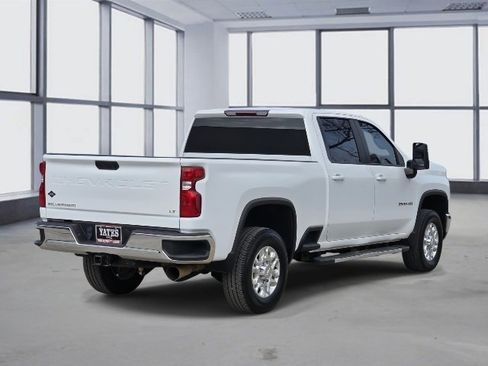 Used 2024 Chevrolet Silverado 2500 LT image 6