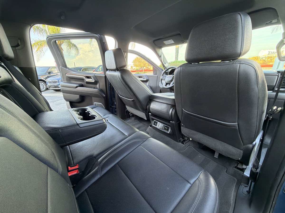 Used 2024 GMC Sierra 1500 SLT AWD/4WD image 20