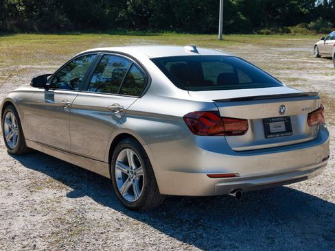 Used 2014 BMW 320i Sedan image 5