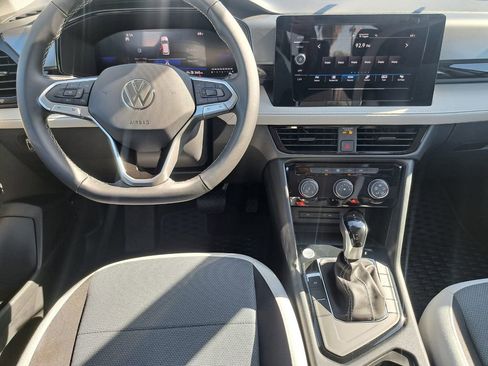 Used 2021 Volkswagen Atlas SEL image 17