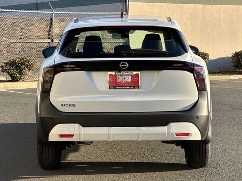 New 2026 Nissan Kicks S FWD image 5