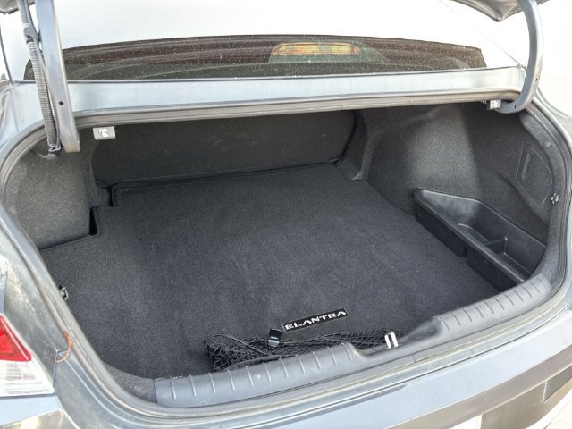 Used 2024 Hyundai Elantra SEL FWD image 32