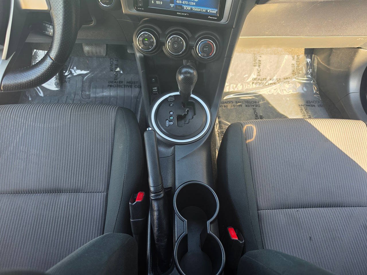 Used 2016 Scion tC FWD image 32