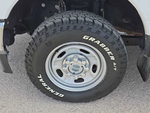 Used 2021 Ford F250 XL w/ Power Equipment Group AWD/4WD image 12
