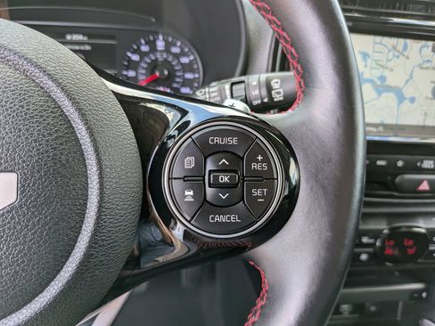 Certified 2022 Kia Soul Turbo FWD image 31