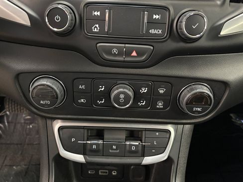 Used 2023 GMC Terrain SLT AWD/4WD image 27