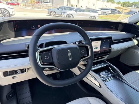 New 2026 Lincoln Nautilus Reserve AWD/4WD image 34