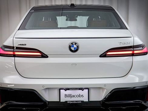 New 2026 BMW 760i xDrive w/ Executive Package AWD/4WD image 19