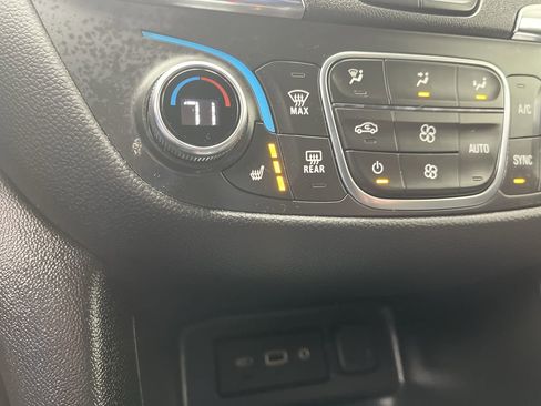 Certified 2022 Chevrolet Equinox LT image 22