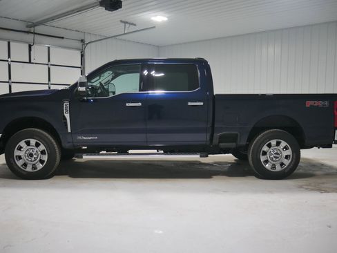 Certified 2024 Ford F250 Lariat w/ Chrome Package image 8