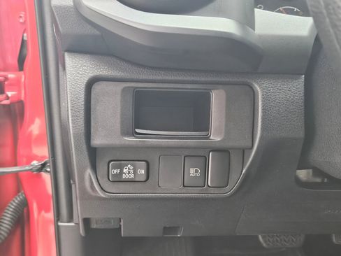 Used 2019 Toyota Tacoma SR w/ SR Convenience Package AWD/4WD image 19