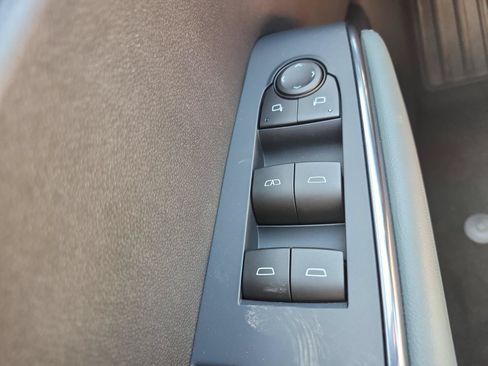 New 2026 GMC Acadia AT4 w/ Luxury Package AWD/4WD image 16