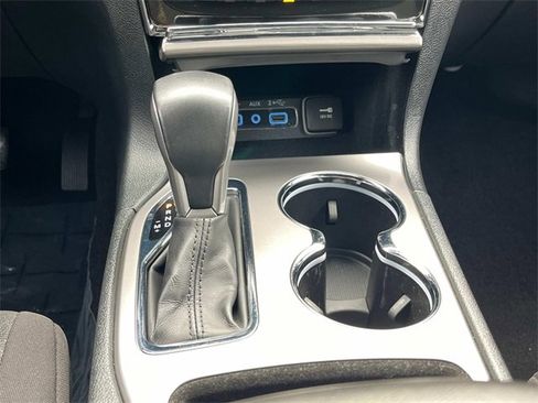 Used 2022 Jeep Grand Cherokee Laredo E image 23