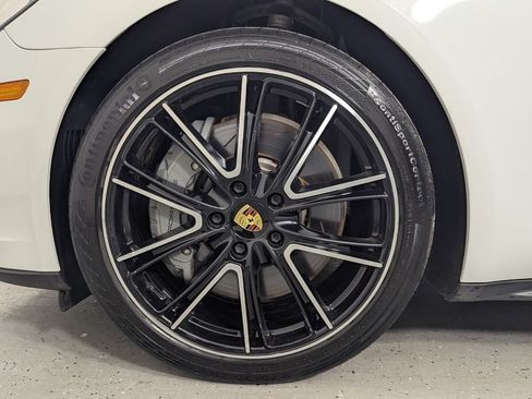 Used 2020 Porsche Panamera 4S w/ Premium Package Plus AWD/4WD image 9
