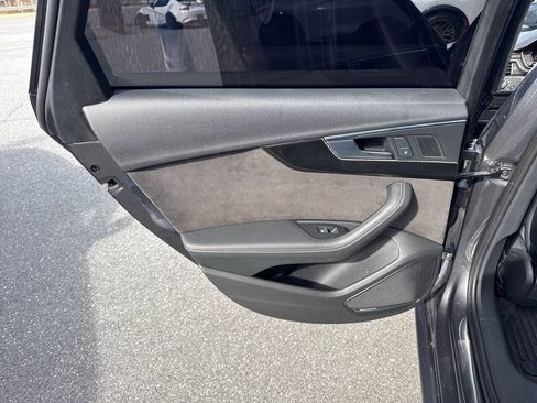 Used 2019 Audi S4 Premium Plus w/ Premium Plus Package image 32