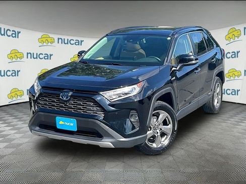 Used 2019 Toyota RAV4 Limited AWD/4WD image 12