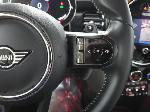 Used 2023 MINI Cooper S image 19