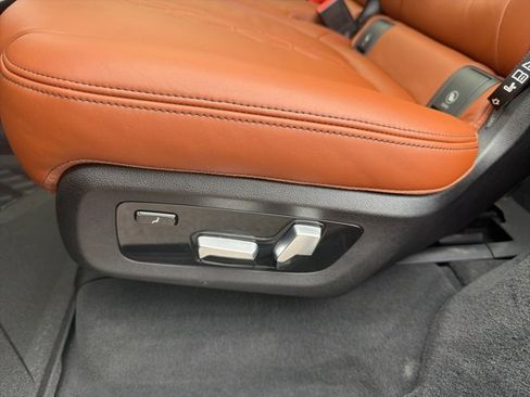 Used 2021 BMW X7 xDrive40i image 26