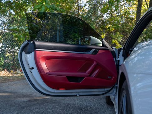 Certified 2024 Porsche 911 Carrera S w/ Sport Package image 20