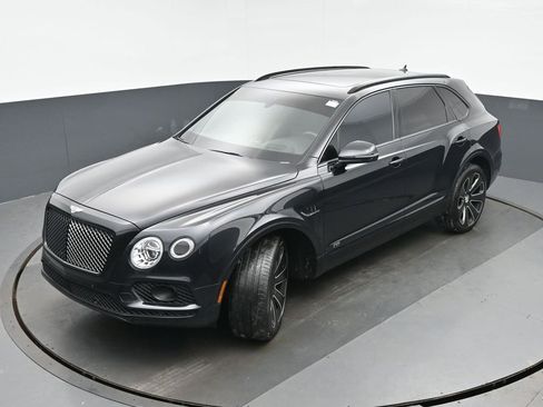 Used 2020 Bentley Bentayga image 35