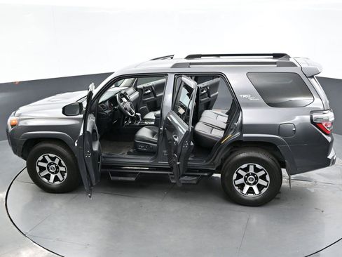 Used 2021 Toyota 4Runner TRD Off-Road Premium w/ Moonroof Package AWD/4WD image 41