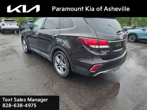 Used 2017 Hyundai Santa Fe FWD image 3