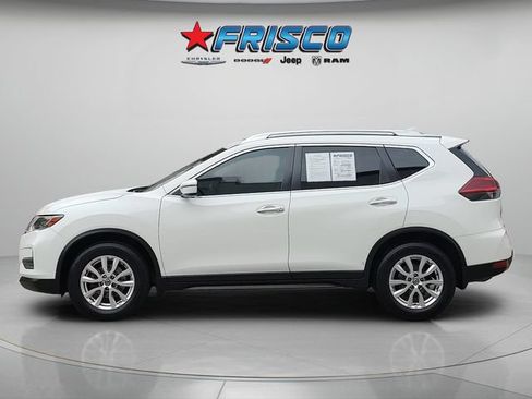 Used 2020 Nissan Rogue S w/ Special Edition Package FWD image 4