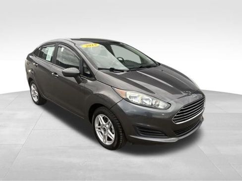 Used 2019 Ford Fiesta SE image 8